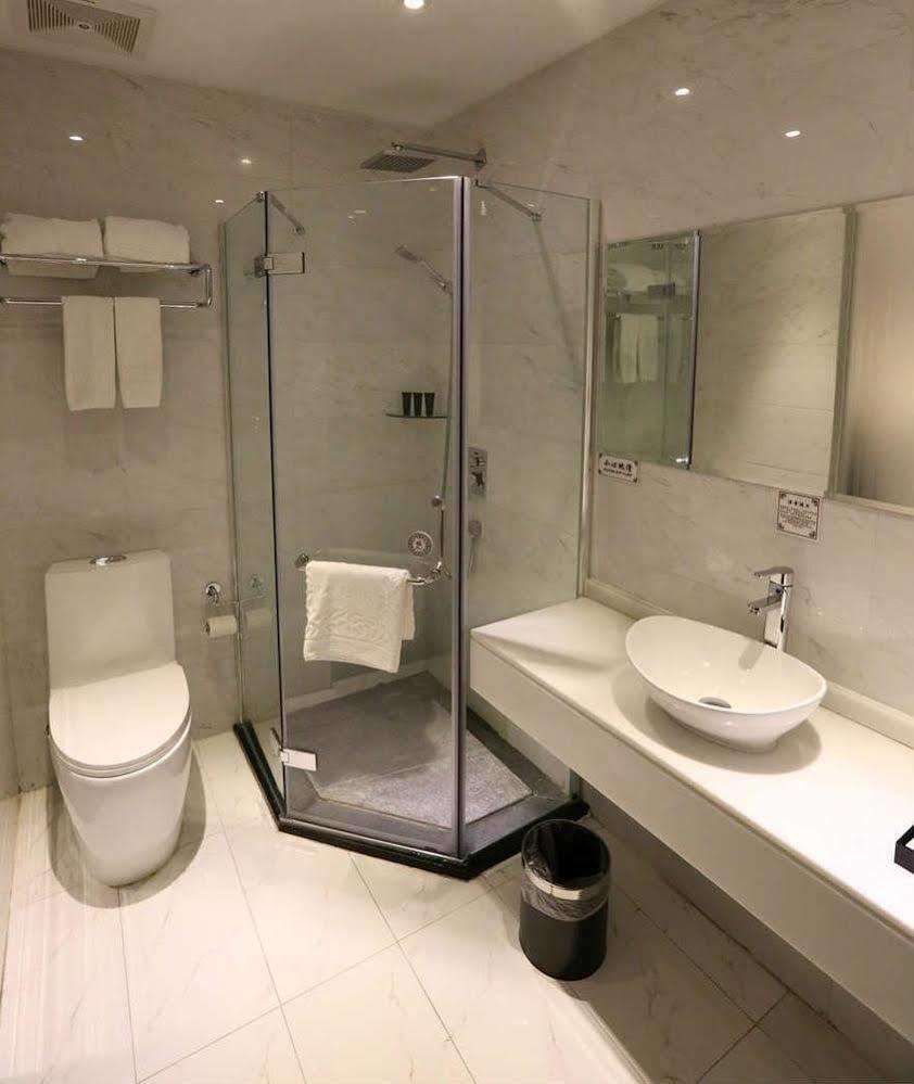 Sotel Inn Hotel San Yuan Li Branch Γκουανγκζού Εξωτερικό φωτογραφία