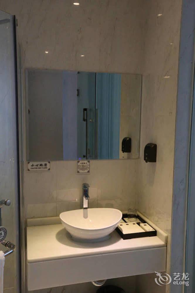 Sotel Inn Hotel San Yuan Li Branch Γκουανγκζού Εξωτερικό φωτογραφία