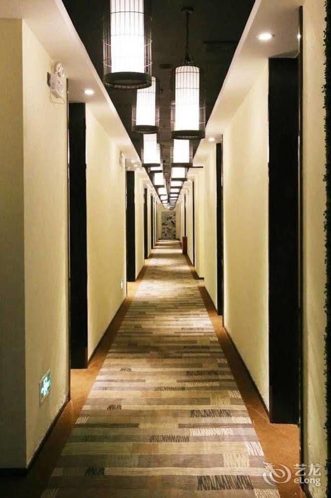 Sotel Inn Hotel San Yuan Li Branch Γκουανγκζού Εξωτερικό φωτογραφία